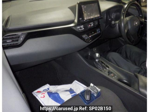 Used 2019 AT toyota c-hr NGX10 Image[2]