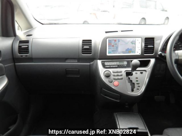 Used 2003 AT toyota wish ZNE10G Image[21]