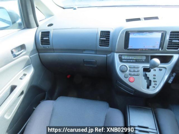 Used 2005 AT toyota wish ZNE10G Image[23]