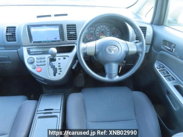 Used 2005 AT toyota wish ZNE10G Image[24]