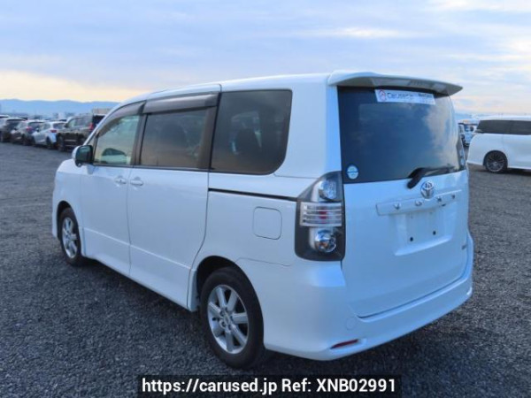 Used 2008 AT toyota voxy ZRR70W Image[4]