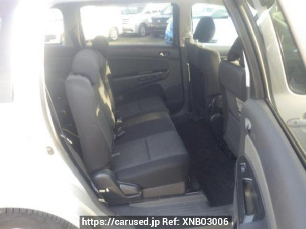 Used 2005 AT toyota wish ZNE10G Image[13]