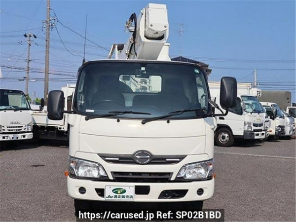 Used 2017 MT hino dutro XZU675M Image[2]