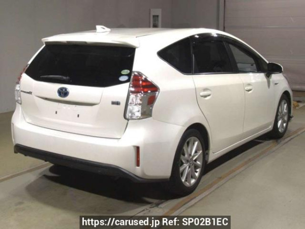Used 2015 AT toyota prius-alpha ZVW41W Image[1]