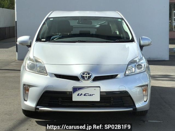 Used 2014 AT toyota prius ZVW30 Image[0]