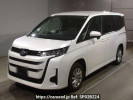 Toyota Noah MZRA95W