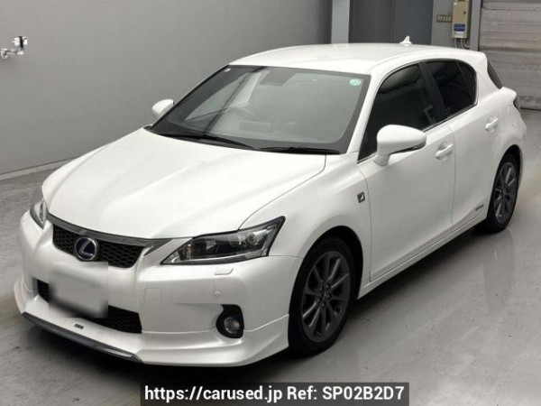 Used 2011 AT lexus ct ZWA10 Image[0]