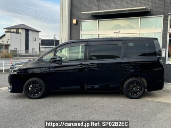 Used 2016 AT toyota voxy ZWR80G Image[2]