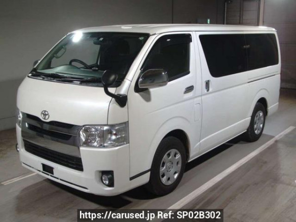 Used 2016 AT toyota regiusace-van KDH201V Image[0]
