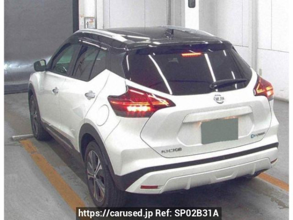 Used 2023 AT nissan kix RP15 Image[1]