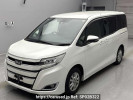 Toyota Noah ZRR80G
