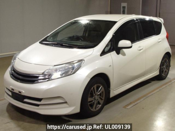 Used 2012 AT nissan note E12 Image[0]