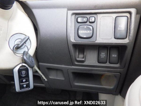 Used 2003 AT toyota sienta NCP81G Image[22]