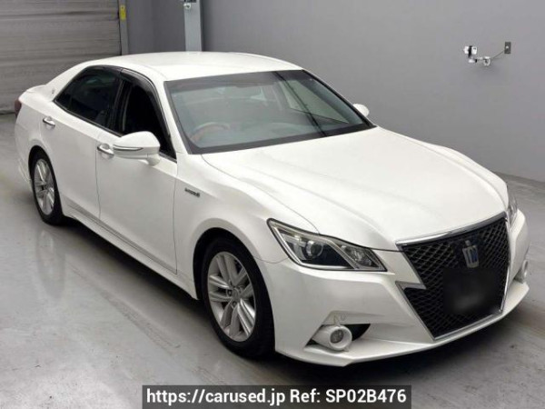 Used 2013 AT toyota crown-hybrid AWS210 Image[2]
