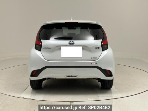 Used 2023 AT toyota aqua MXPK16 Image[1]