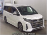 Used 2017 AT toyota noah ZRR80W Image[0]