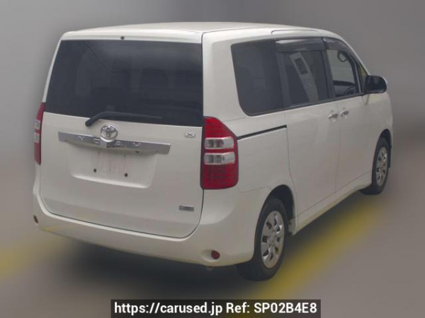 Used 2012 AT toyota noah ZRR70G Image[1]