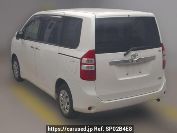 Used 2012 AT toyota noah ZRR70G Image[2]