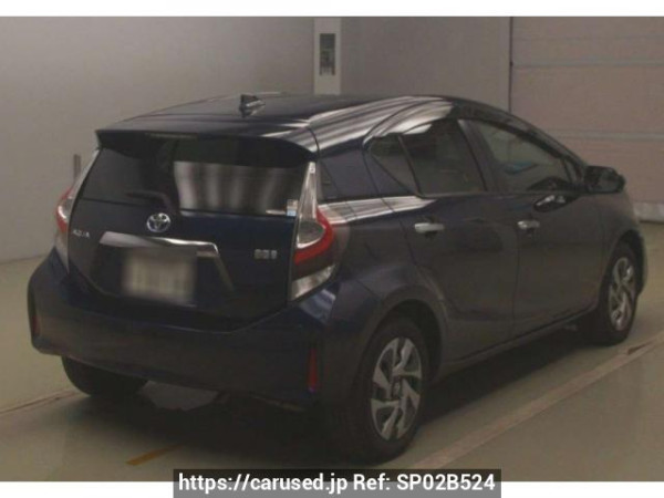 Used 2021 AT toyota aqua NHP10 Image[1]