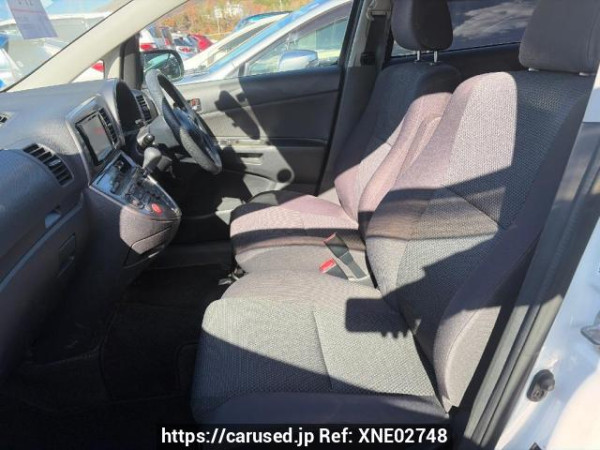 Used 2003 AT toyota wish ZNE10G Image[9]