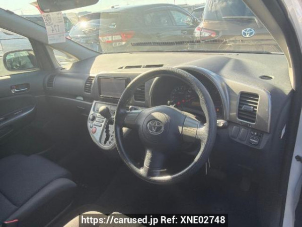 Used 2003 AT toyota wish ZNE10G Image[14]