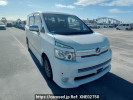 Toyota Voxy ZRR70W
