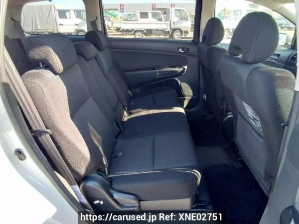 Used 2005 AT toyota wish ZNE10G Image[16]