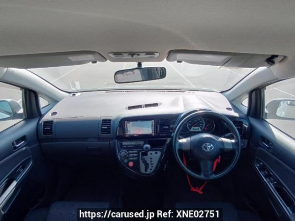 Used 2005 AT toyota wish ZNE10G Image[18]