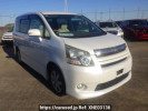 Toyota Noah ZRR70W