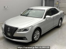 Toyota Crown Hybrid AWS210