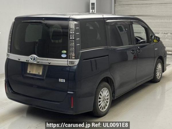 Used 2016 AT toyota voxy ZWR80G Image[1]