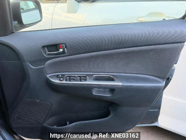 Used 2005 AT toyota wish ZNE10G Image[16]