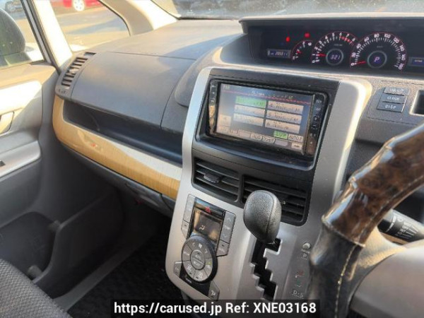 Used 2008 AT toyota noah ZRR70W Image[14]