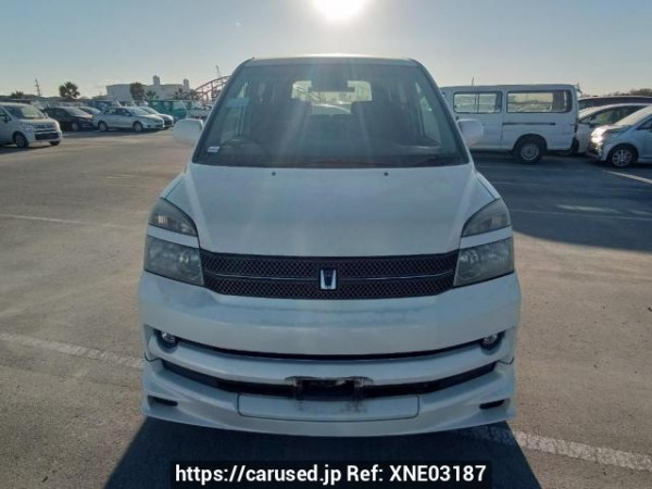 Used 2004 AT toyota voxy AZR60G Image[1]