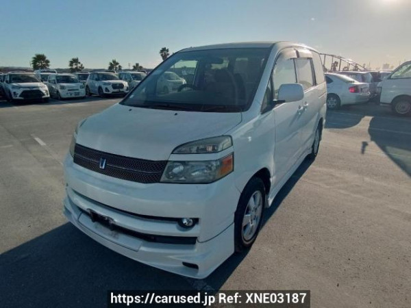 Used 2004 AT toyota voxy AZR60G Image[2]