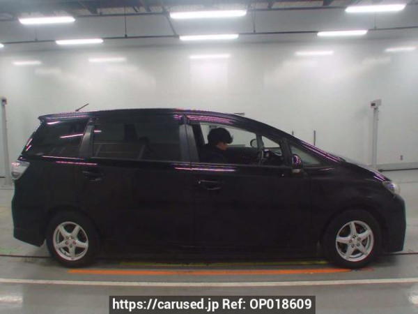 Used 2013 AT toyota wish ZGE20W Image[2]