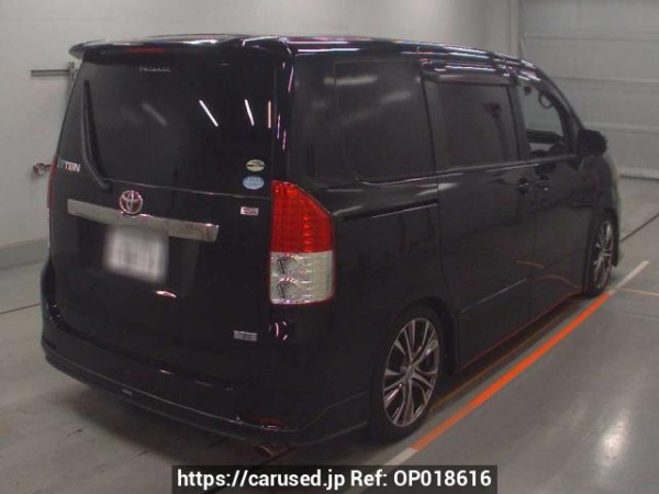 Used 2007 AT toyota noah ZRR70W Image[1]