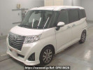 Toyota Roomy M900A