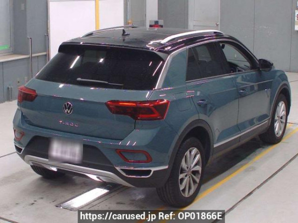 Used 2023 AT volkswagen t-roc A1DFF Image[1]