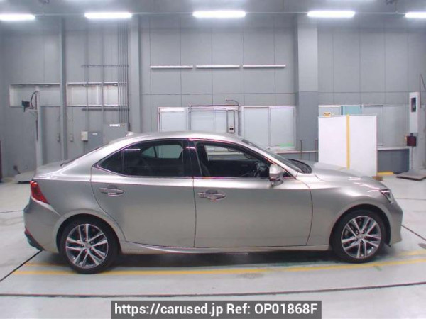 Used 2017 AT lexus is AVE30 Image[2]