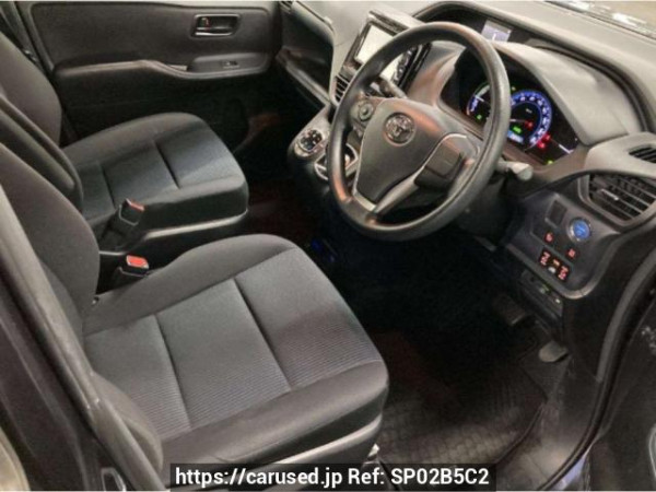 Used 2015 AT toyota voxy ZWR80G Image[2]