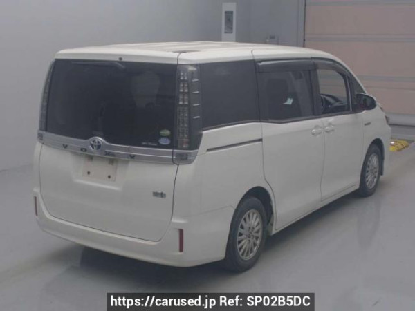Used 2015 AT toyota voxy ZWR80G Image[1]