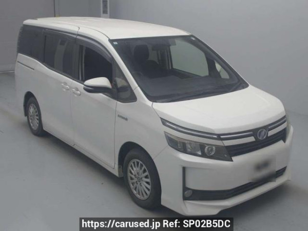 Used 2015 AT toyota voxy ZWR80G Image[2]