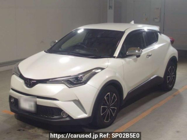 Used 2019 AT toyota c-hr NGX10 Image[0]