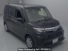 Toyota Roomy M910A