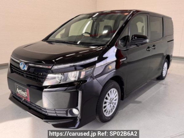 Used 2016 AT toyota voxy ZWR80G Image[0]