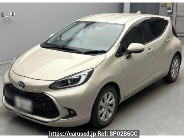 Used 2021 AT toyota aqua MXPK11 Image[0]