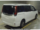 Toyota Noah ZRR85G