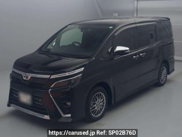 Used 2021 AT toyota voxy ZWR80W Image[0]