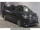Toyota Noah ZWR80W